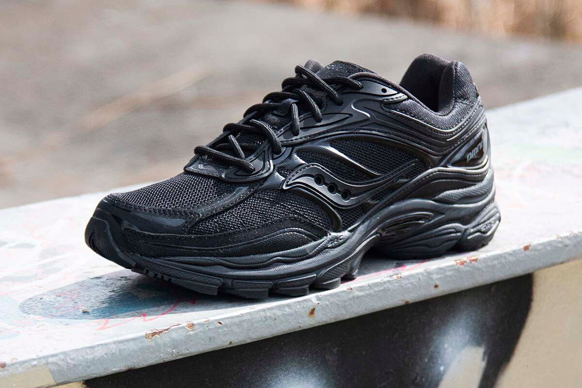 SAUCONY PROGRID OMNI 9 - ARMOR PACK BLACK