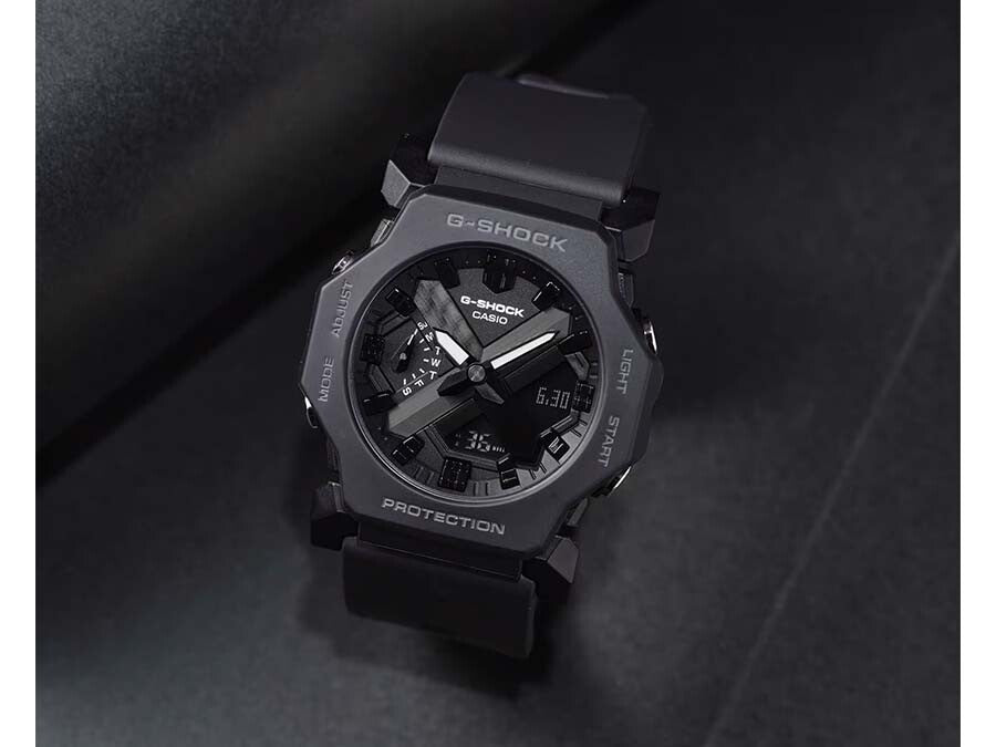 CASIO G-SHOCK GA-2300-1AER