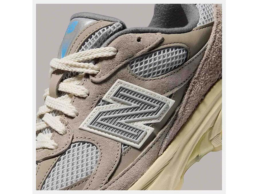 NEW BALANCE 2010 GREY DAY