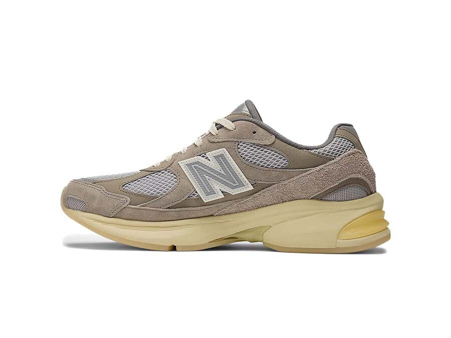 NEW BALANCE 2010 GREY DAY