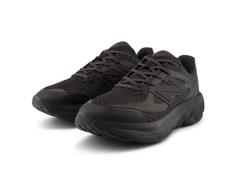 NEW BALANCE UTRN TRIPLE BLACK