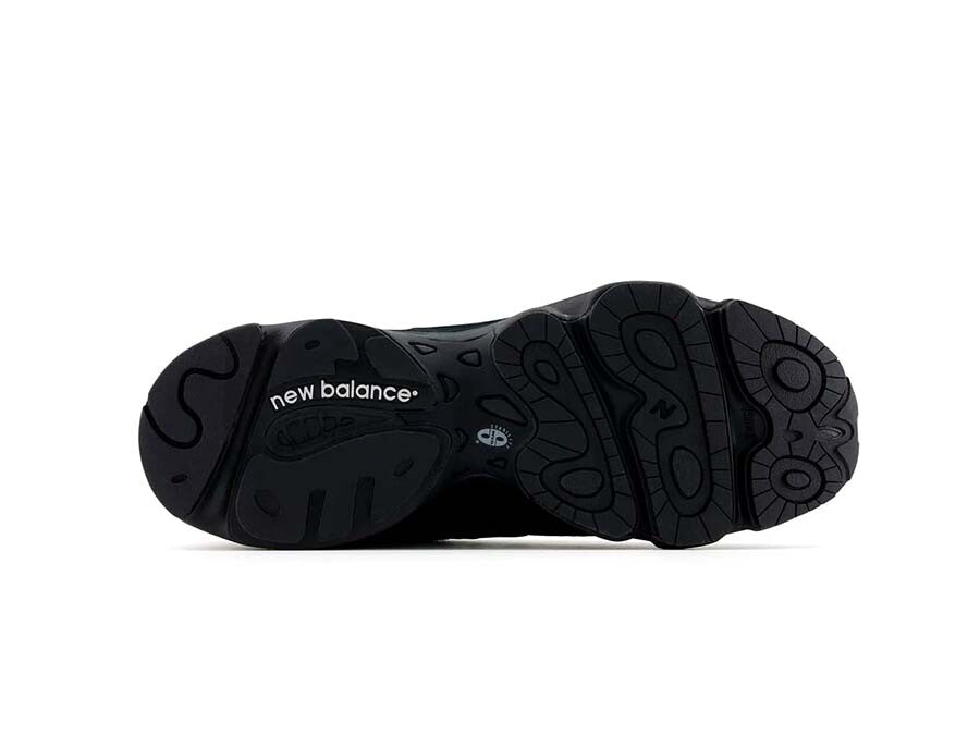 NEW BALANCE 1000 TRIPLE BLACK