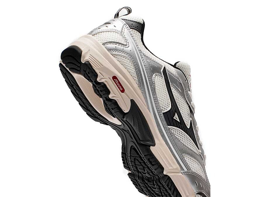 MIZUNO MXR SPORT SNOW WHITE MAGNET SILVER