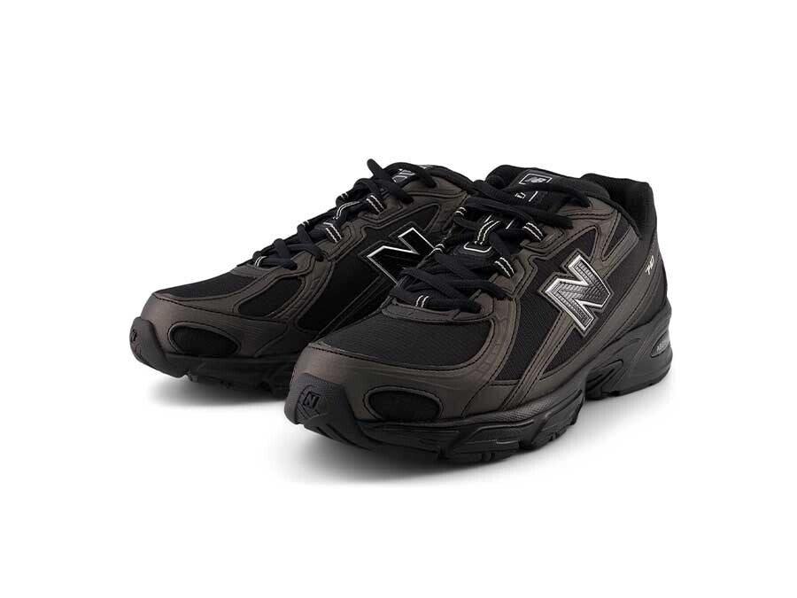 NEW BALANCE 740 BLACK