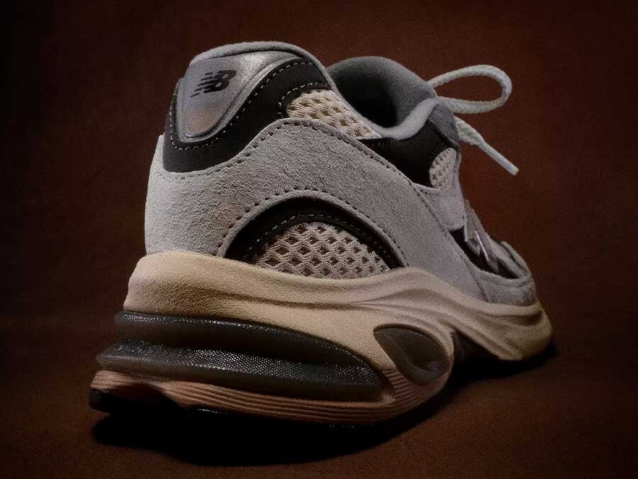 NEW BALANCE 2010 BRIGHTON GREY