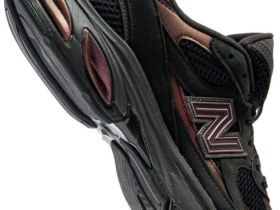 NEW BALANCE 2010 BLACK