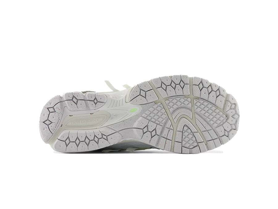 NEW BALANCE 1906A WHITE  MINT FLASH