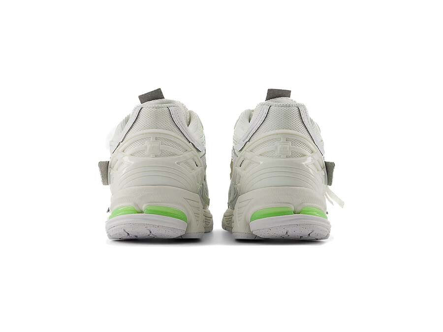 NEW BALANCE 1906A WHITE  MINT FLASH