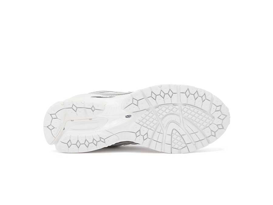 NEW BALANCE 1906R WHITE