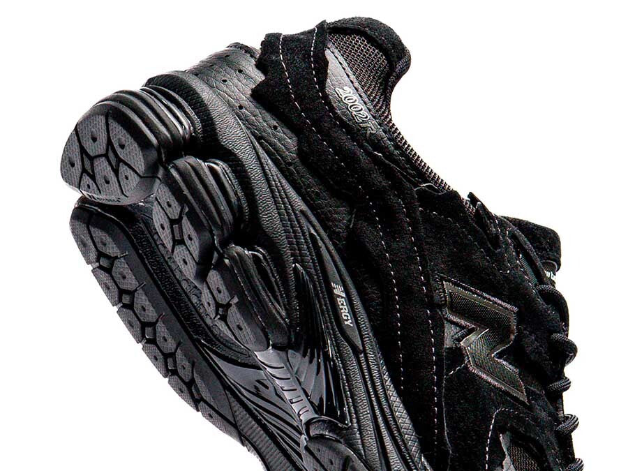NEW BALANCE 2002DX BLACK