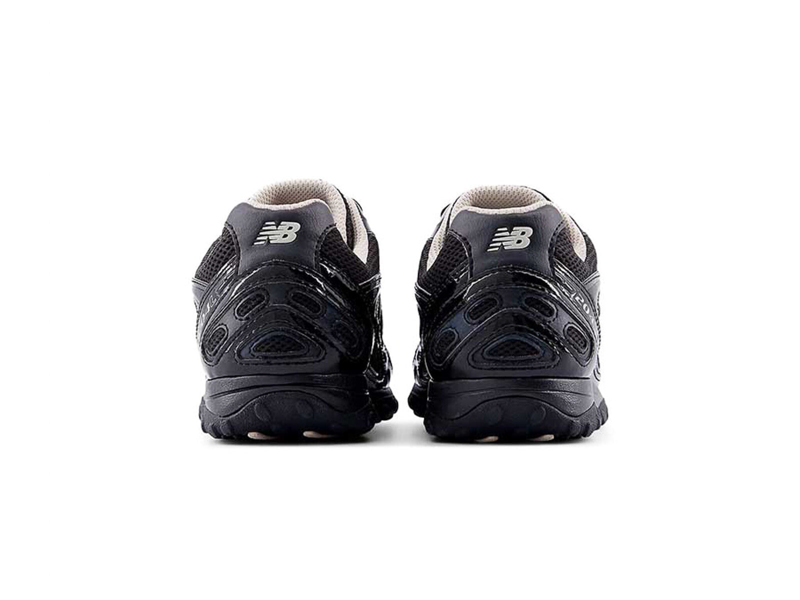 NEW BALANCE 204L BLACK
