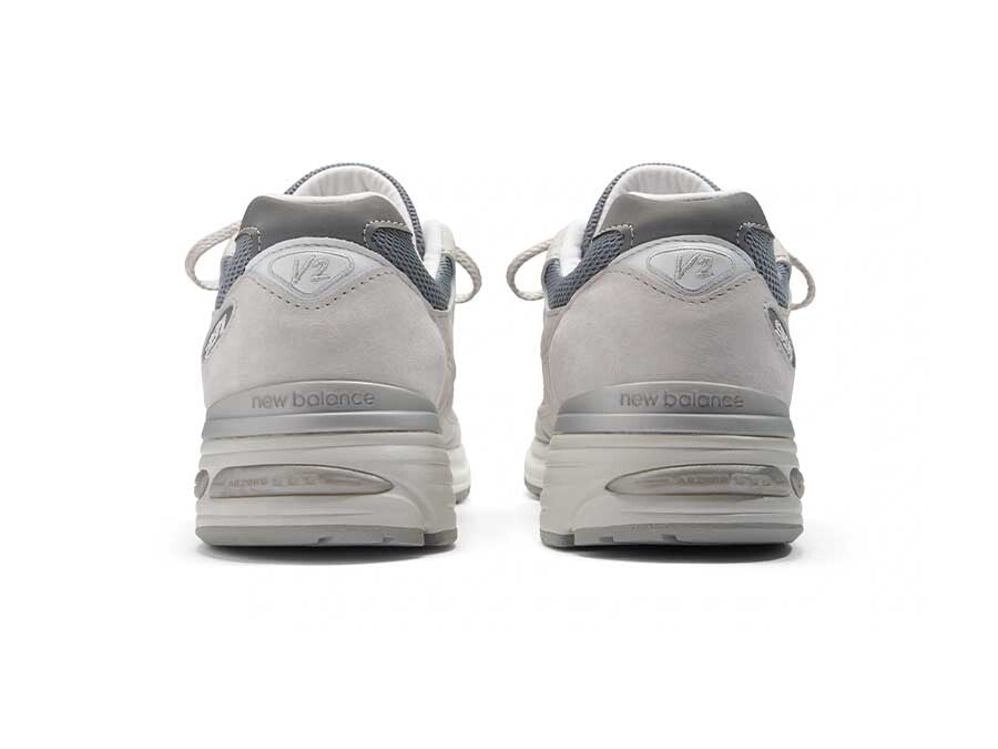 NEW BALANCE MADE IN UK 991V2 NIMBUS CLOUD