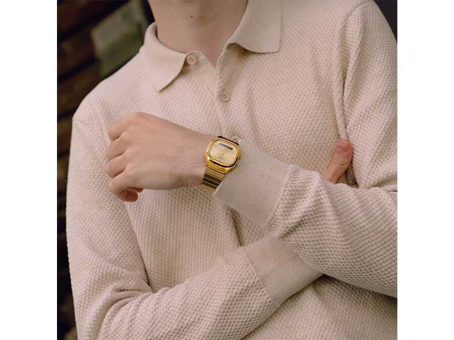 CASIO VINTAGE AQ-240EG-9AEF