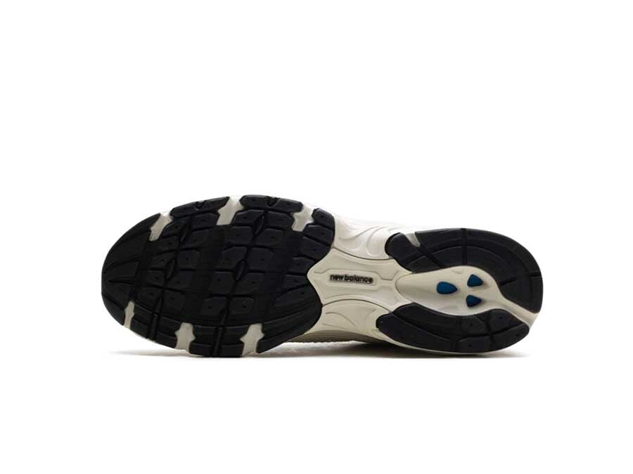 NEW BALANCE 530 LINEN