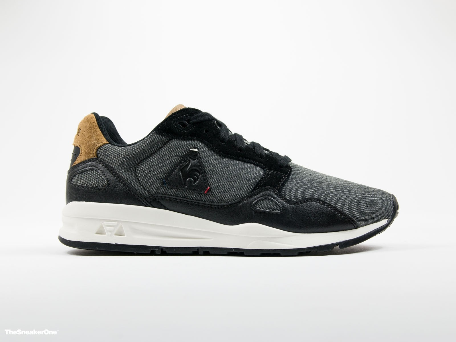 LE COQ SPORTIF LCS R900 2 TONES