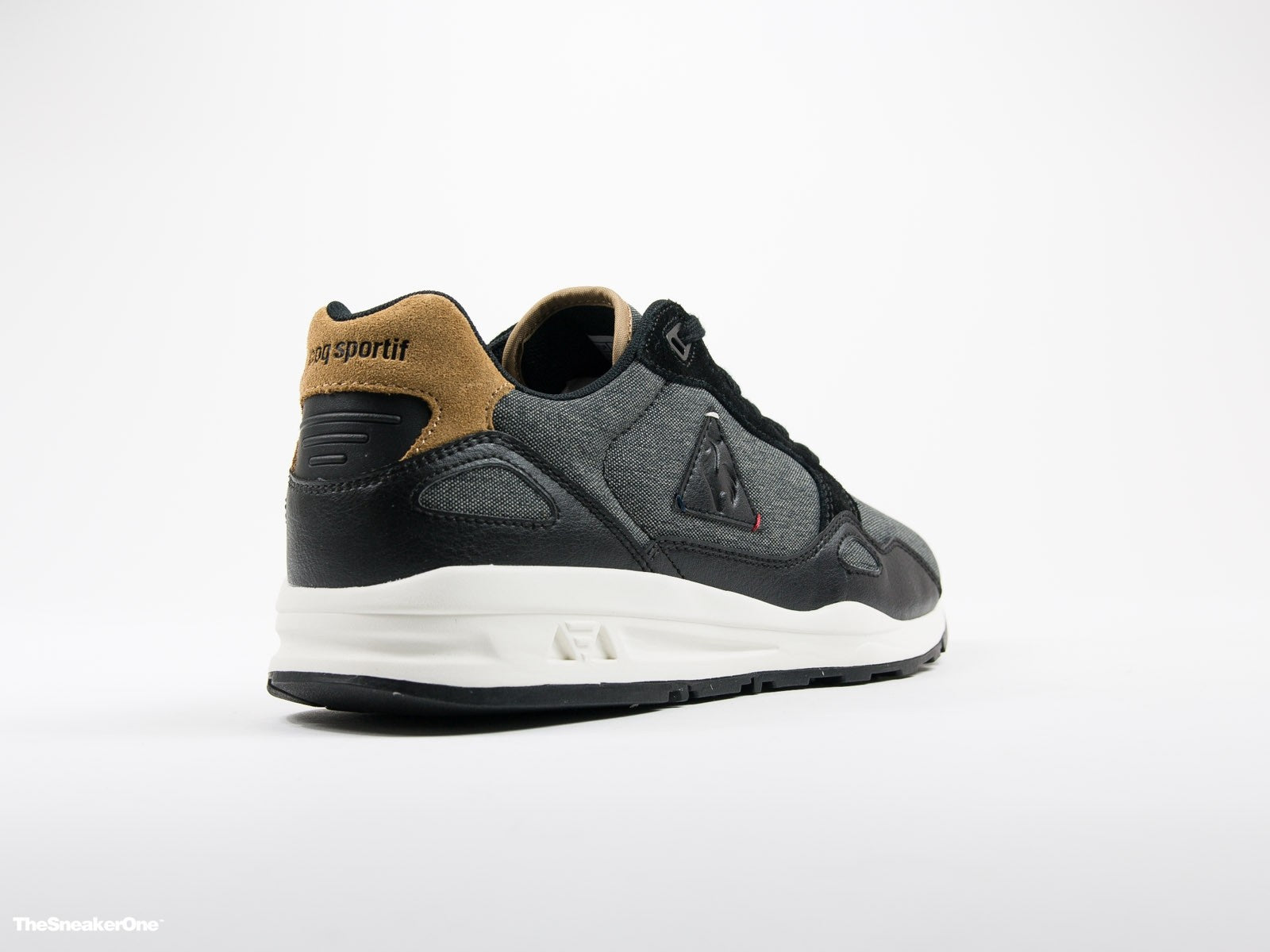 LE COQ SPORTIF LCS R900 2 TONES