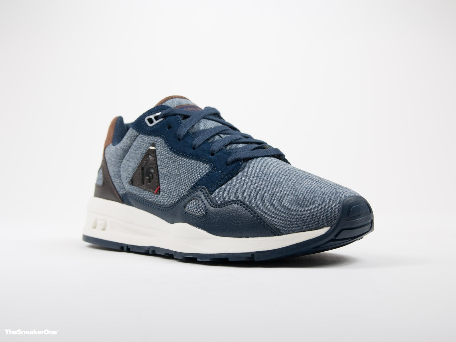 LE COQ SPORTIF LCS R900 2 TONES