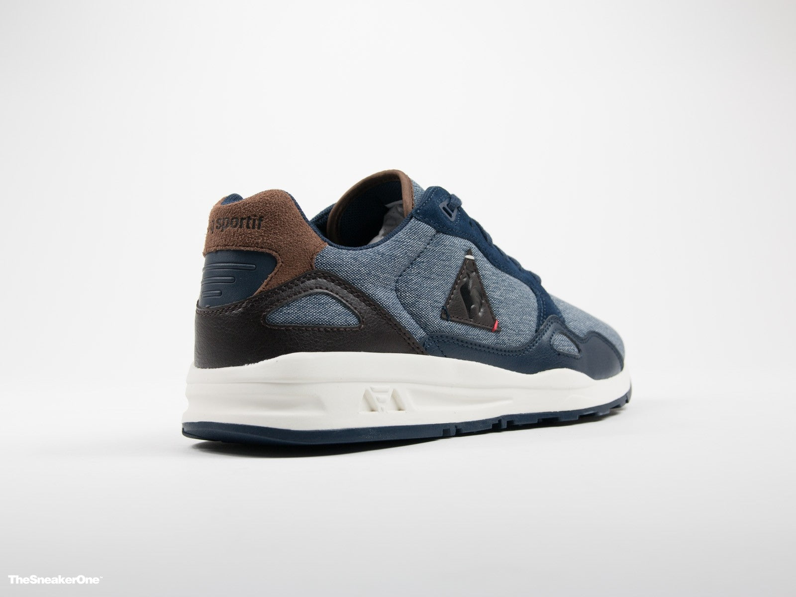 LE COQ SPORTIF LCS R900 2 TONES