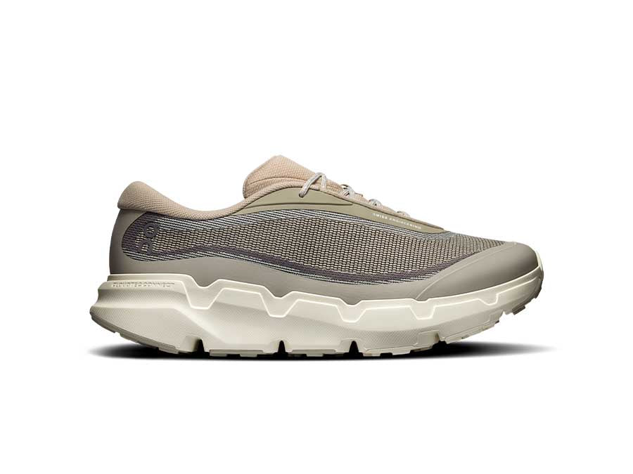 On Cloudsoma Hike 1 M running
