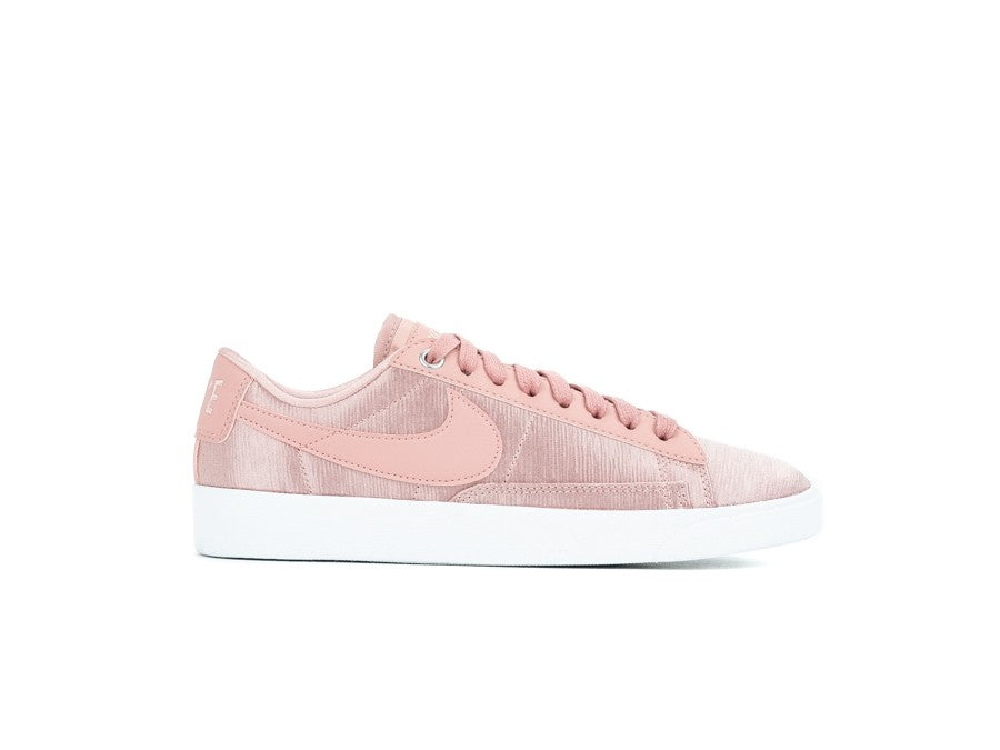 NIKE BLAZER LOW SE WOMEN  RUST PINK RUST PINK-WHIT