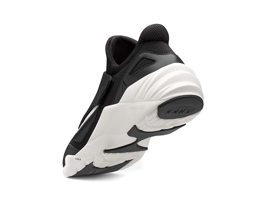 ARKK APEXTRON MESH W13 BLACK