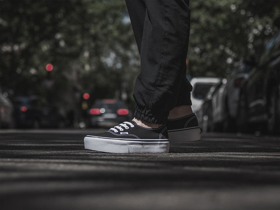 VANS AUTHENTIC PLATFORM BLACK