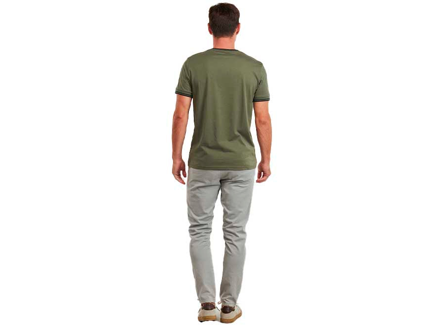 CAMISETA FRED PERRY TWIN TIPPED LAUREL WREATH GREE