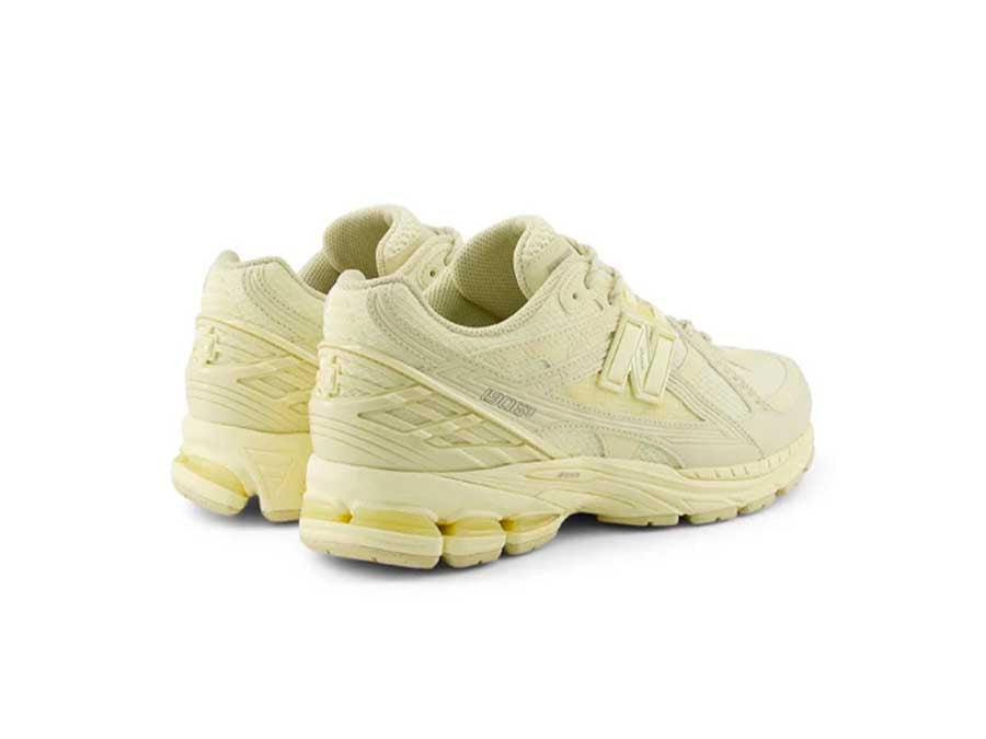 New Balance 1906R Beige