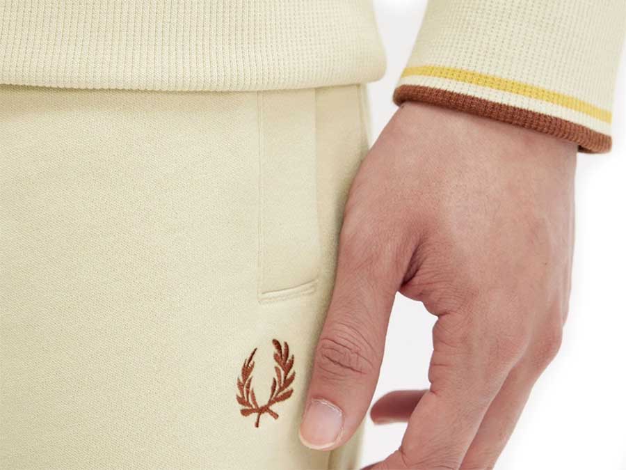 SWEAT FRED PERRY HALF ZIP BEIGE