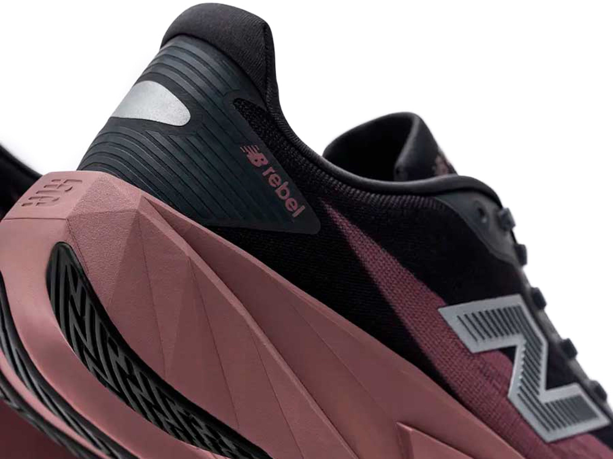 New Balance Rebel V5 W Marrones